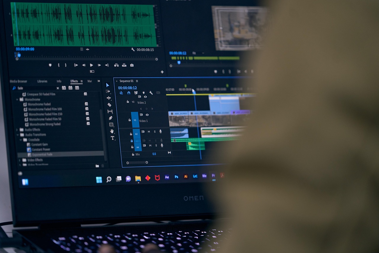 Person recording a software tutorial